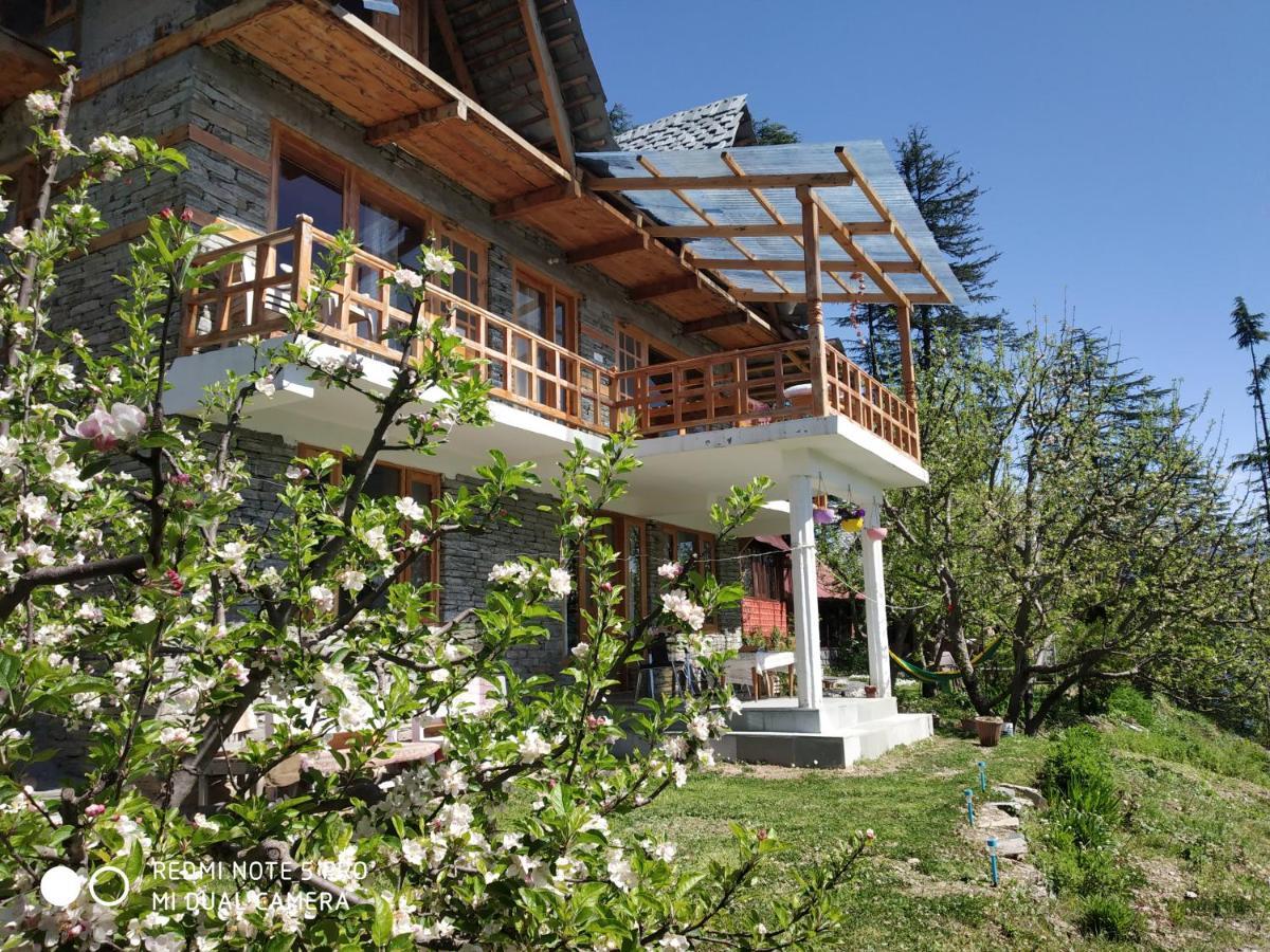Ishan Log Huts-A Boutique Home Stay Banjār 외부 사진