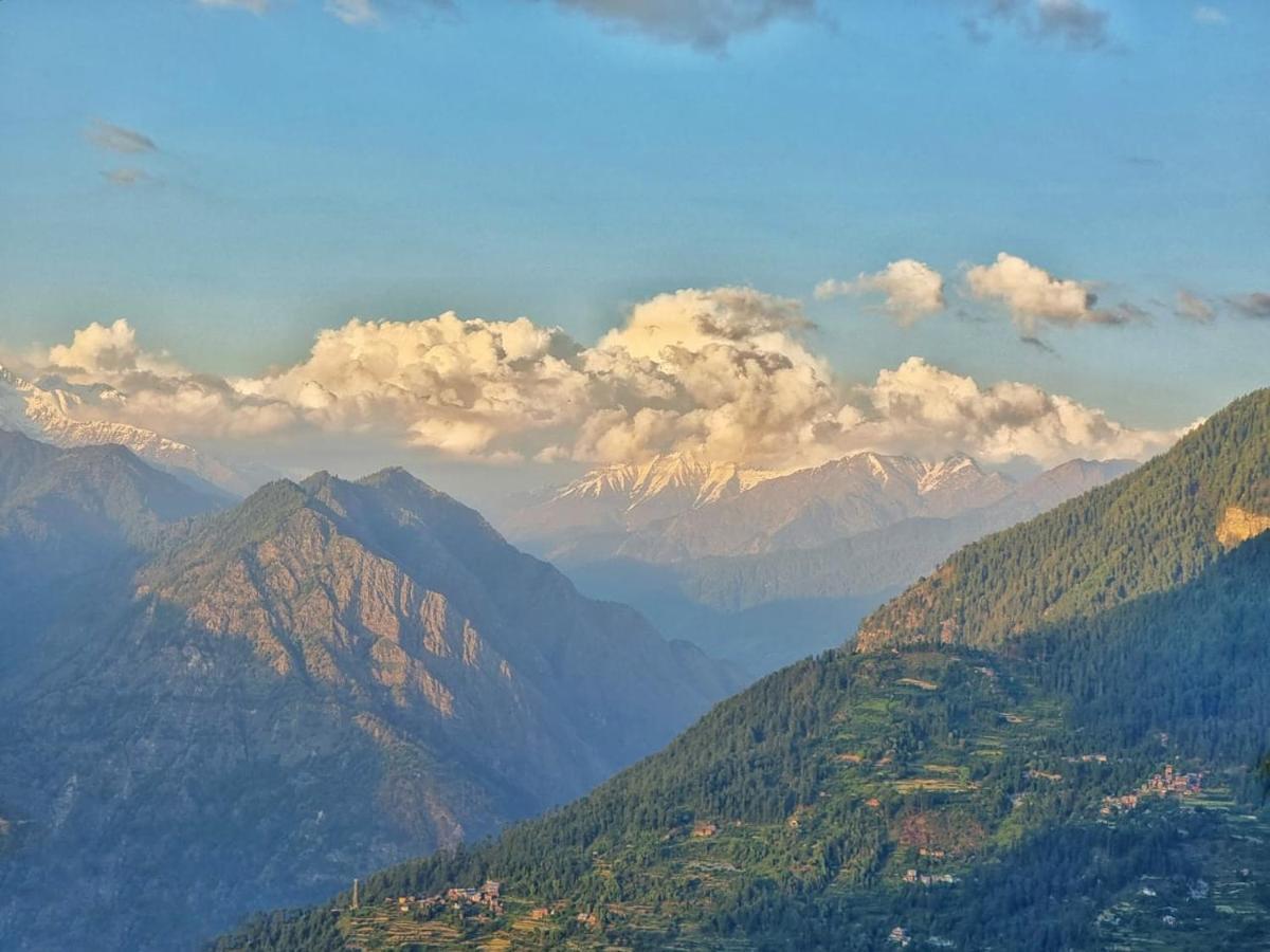 Ishan Log Huts-A Boutique Home Stay Banjār 외부 사진