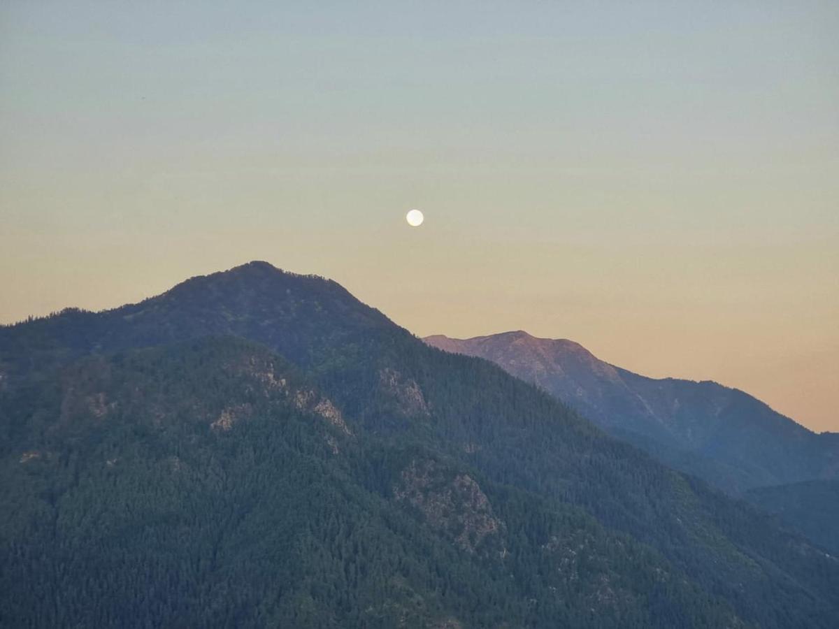 Ishan Log Huts-A Boutique Home Stay Banjār 외부 사진