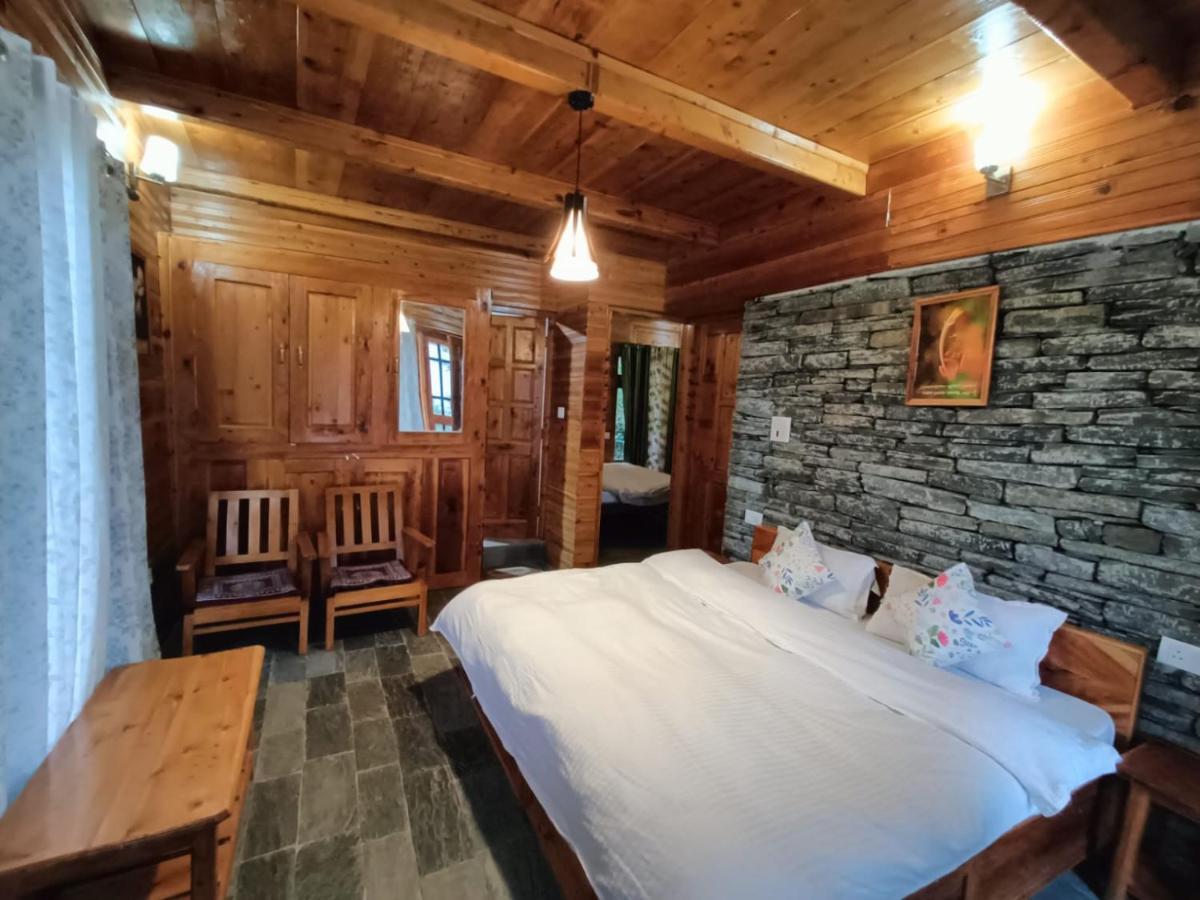 Ishan Log Huts-A Boutique Home Stay Banjār 외부 사진