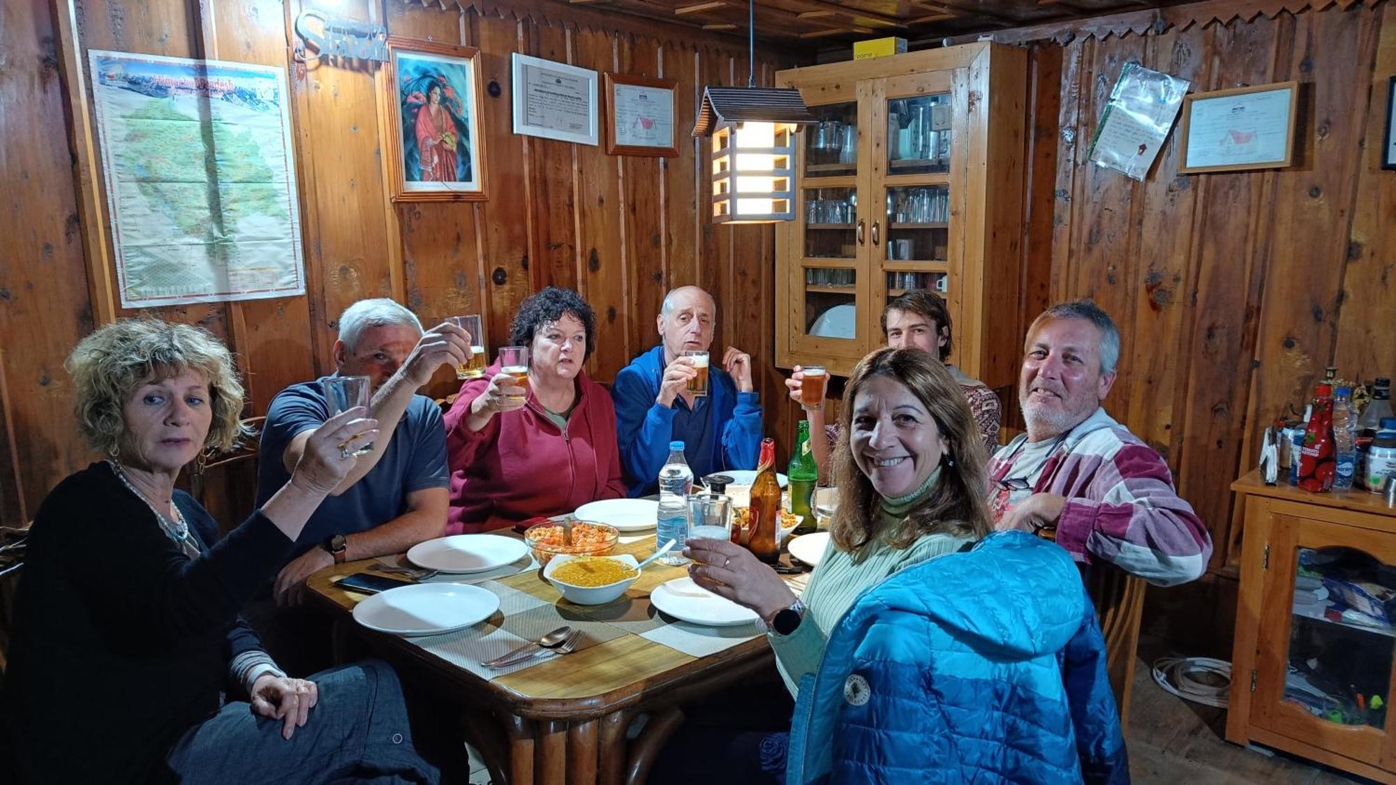 Ishan Log Huts-A Boutique Home Stay Banjār 외부 사진